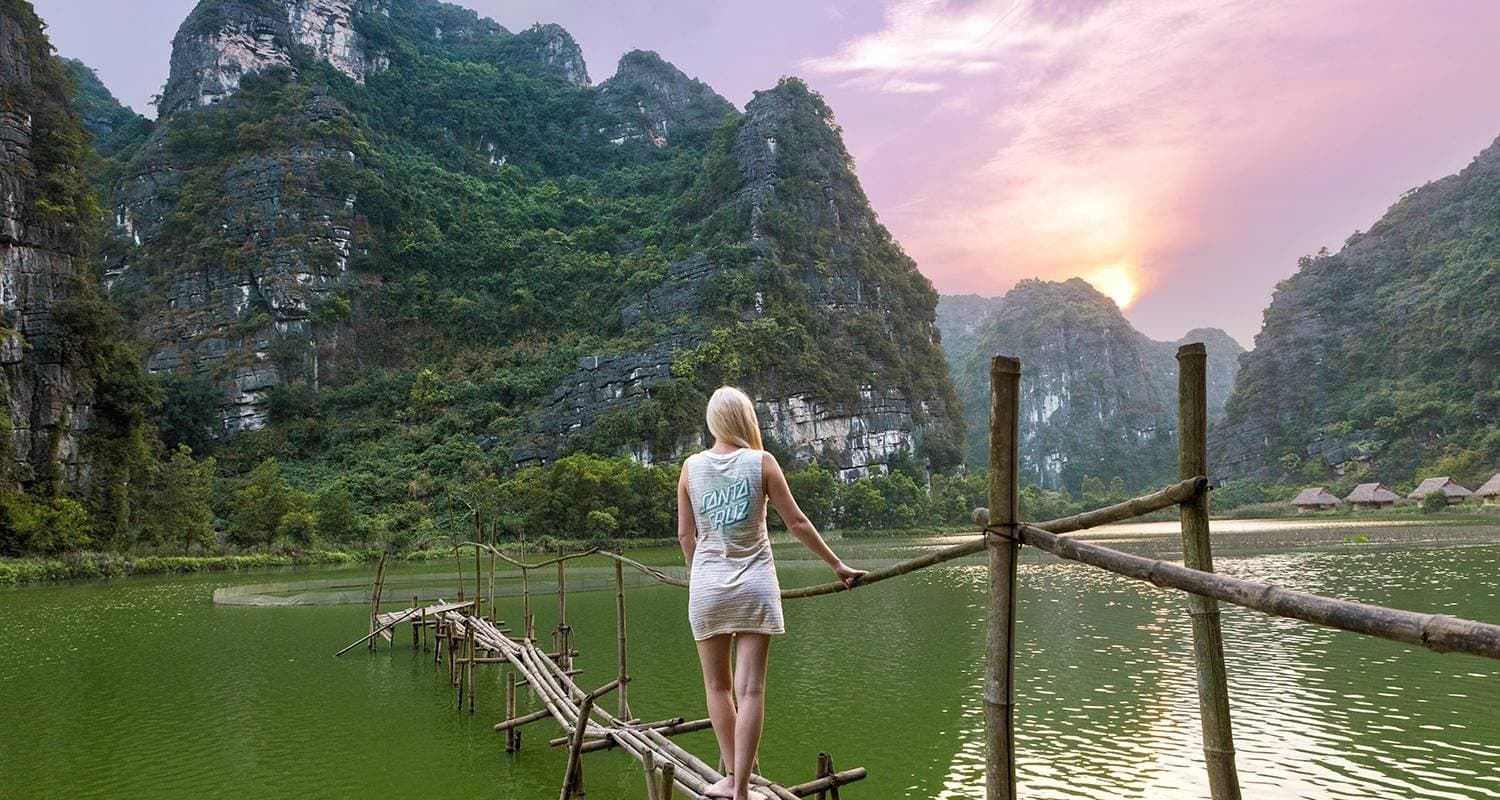 Vietnam Intro 9 Day
